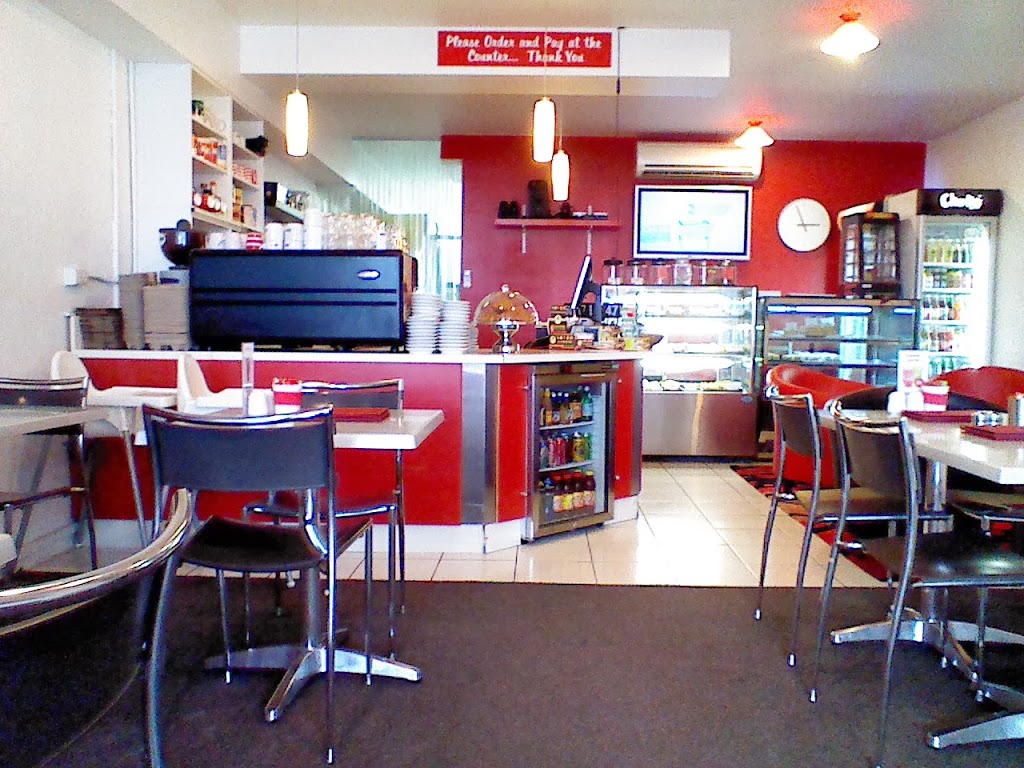 Imola Red Cafe | cafe | 2305 Point Nepean Rd, Rye VIC 3941, Australia | 0359859902 OR +61 3 5985 9902