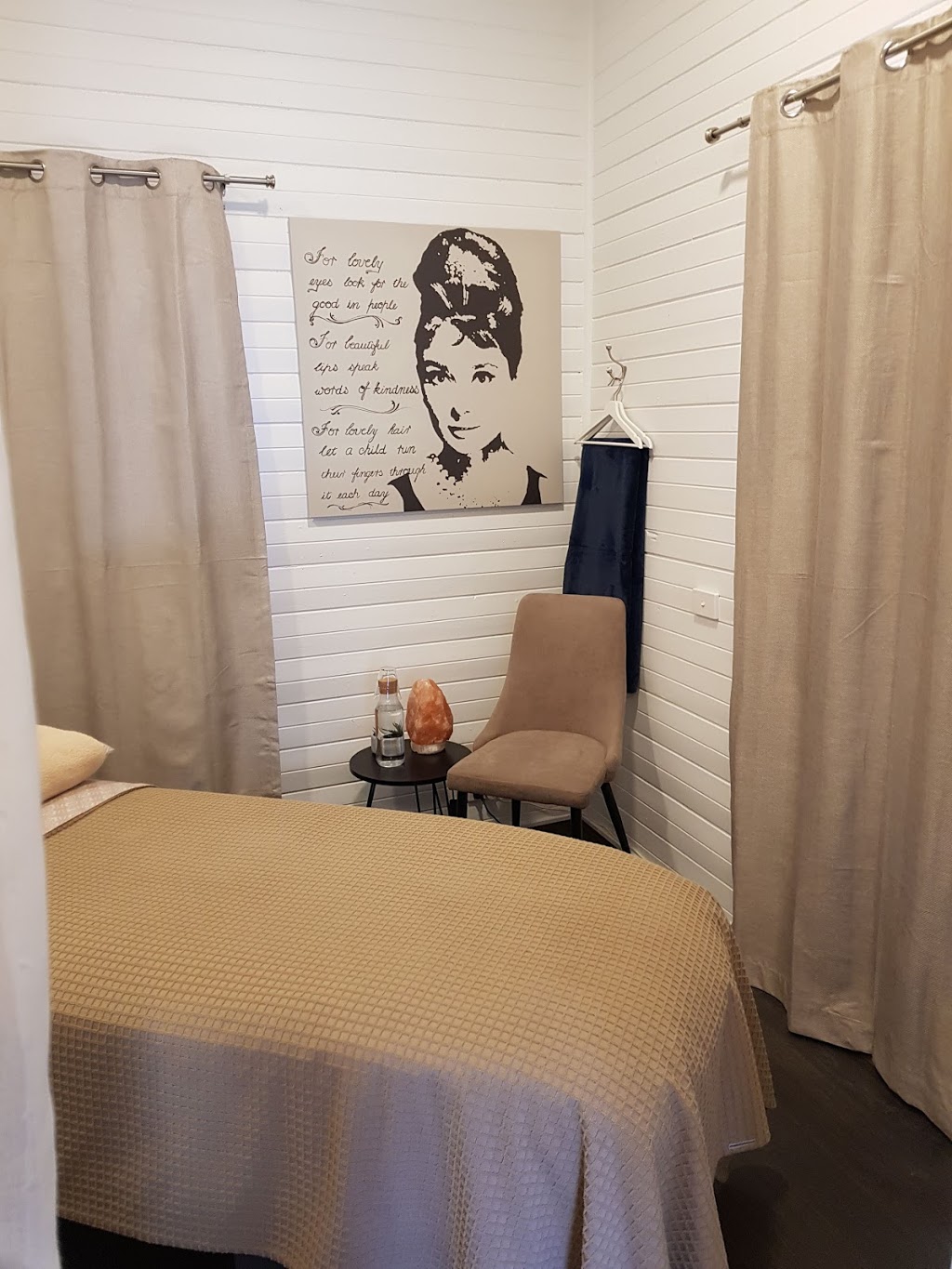 The Cottage: Home of Hair, Beauty & Wellness | 85 Old Bells Line of Rd, Kurrajong NSW 2758, Australia | Phone: (02) 4573 1190