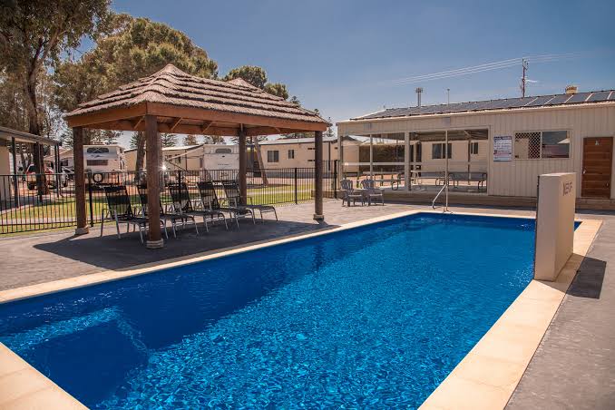 Ceduna Foreshore Caravan Park | 25 Poynton St, Ceduna SA 5690, Australia | Phone: (08) 8625 2290