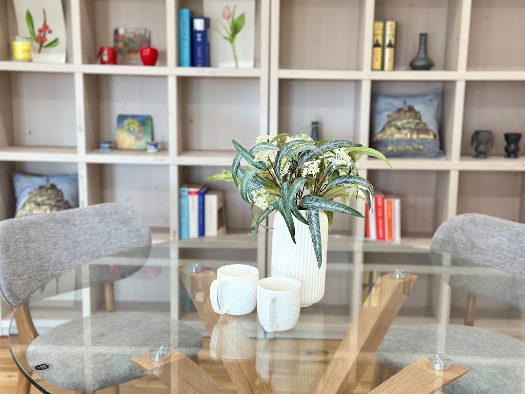 SWIZ HOME | 1/12 Hamilton Pl, Mount Waverley VIC 3149, Australia | Phone: 0433 603 778
