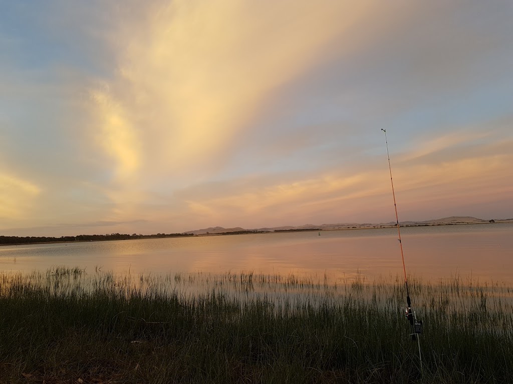 Lake Burrumbeet Free Camping | Canico Dr, Burrumbeet VIC 3352, Australia