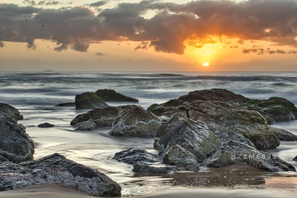 Watonga Rocks | tourist attraction | 107 Matthew Flinders Dr, Port Macquarie NSW 2444, Australia | 0265818111 OR +61 2 6581 8111