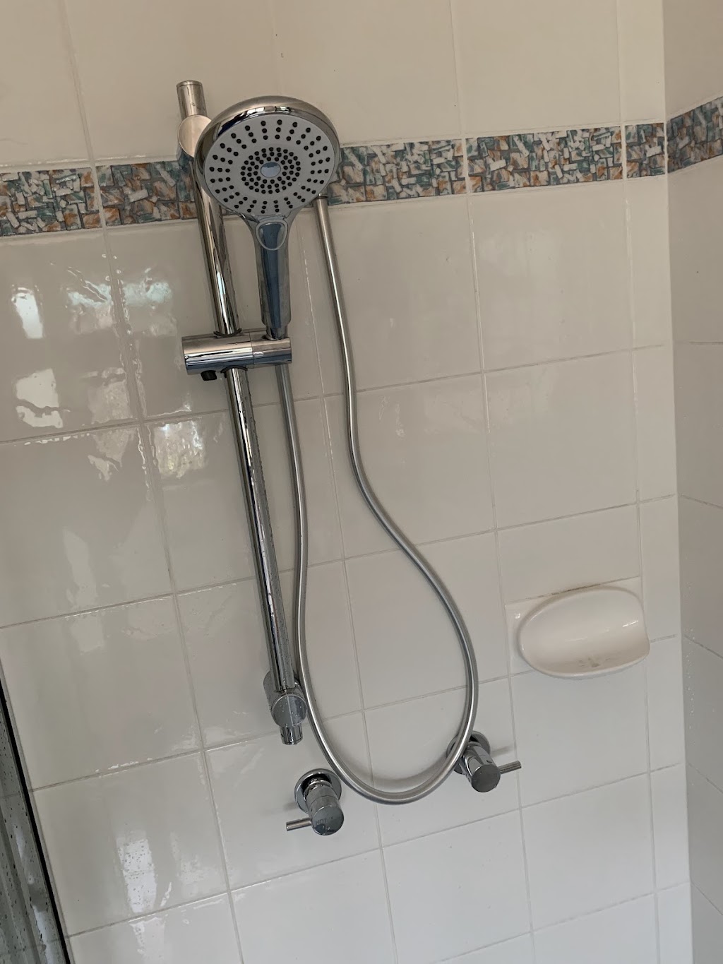 Point 2 Point Plumbing Drainage & Gas | 105 Moreton Terrace, Beachmere QLD 4510, Australia | Phone: 0407 643 414