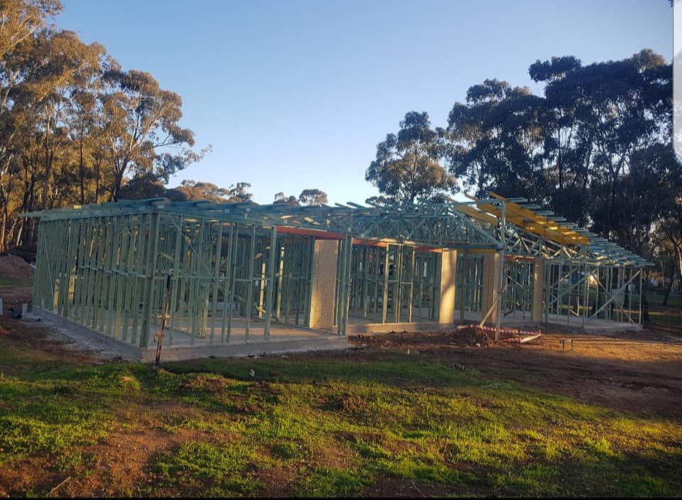 TJH Construction | 52 Lethebys Rd, Sailors Gully VIC 3556, Australia | Phone: 0447 672 176