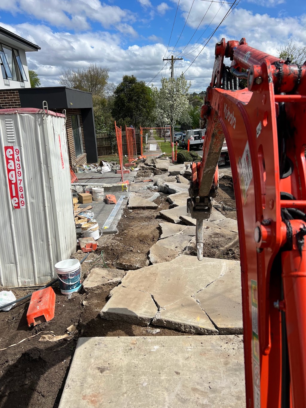 VIC Excavator Excavation | 10 Doonbrae Ave, Noble Park North VIC 3174, Australia | Phone: 0421 566 563