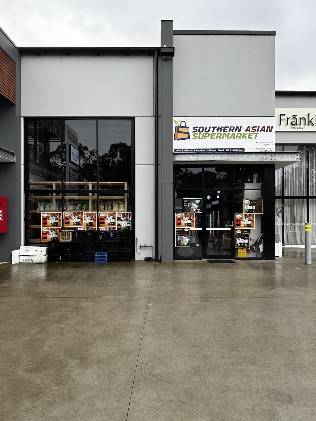 Southern Asian Super Market | 4/1 Dulmison Ave, Wyong NSW 2259, Australia | Phone: 0437 757 080