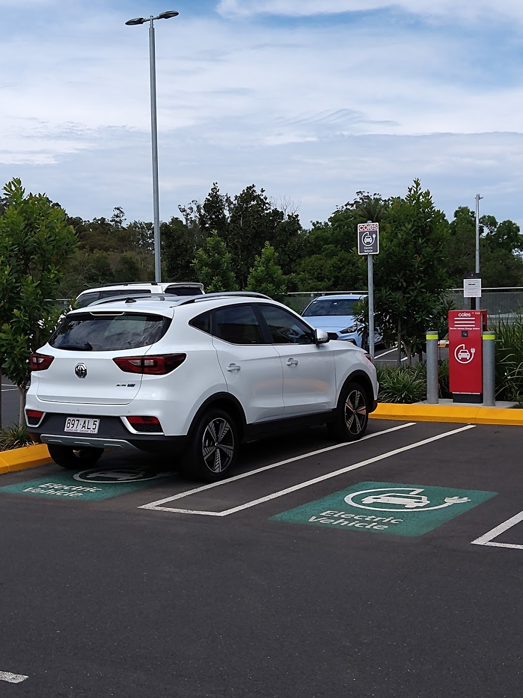 Chargefox Charging Station | Miles Platting and, Gardner Rd, Rochedale QLD 4123, Australia | Phone: 1300 518 038