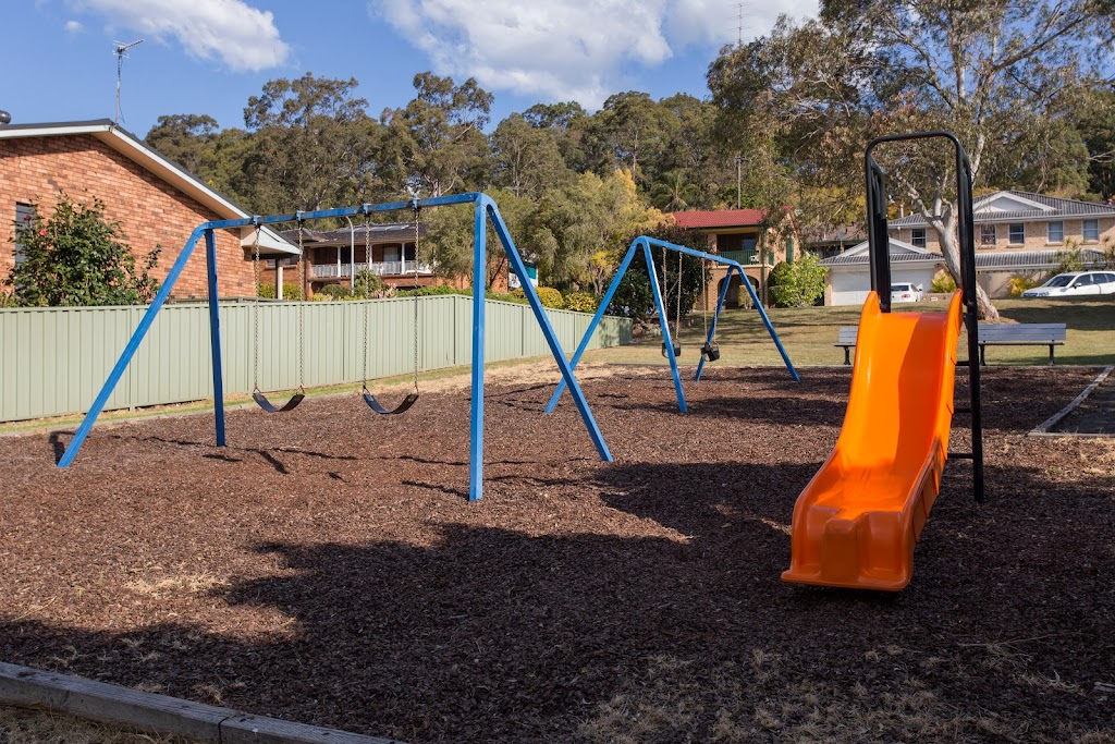 Chartley Street Reserve Playground |  | 42 Chartley St, Warners Bay NSW 2282, Australia | 0249210333 OR +61 2 4921 0333