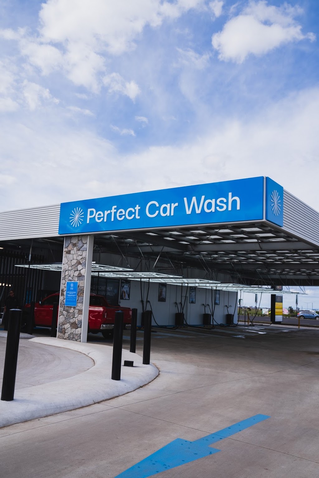 Perfect Car Wash Tarneit | car wash | 1/735 Derrimut Rd, Tarneit VIC 3029, Australia | 0394197419 OR +61 3 9419 7419