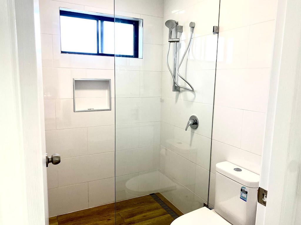 Cheeky Chooks Farm Stay Accommodation bnb | 37 Little Jilliby Rd, Little Jilliby NSW 2259, Australia | Phone: (02) 4472 6000