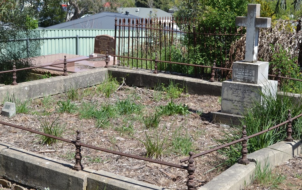 St Marks Anglican cemetery | cemetery | 90 Onkaparinga Valley Rd, Woodside SA 5244, Australia