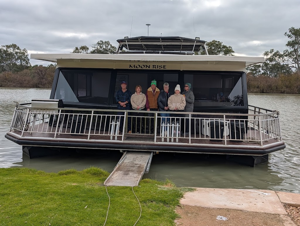 SA Houseboats | E Front Rd, Younghusband SA 5238, Australia | Phone: 0458 112 824