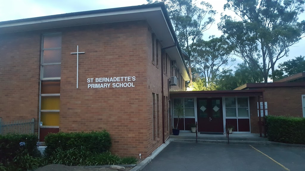 St Bernadettes Primary School | school | 8 Wheeler St, Lalor Park NSW 2147, Australia