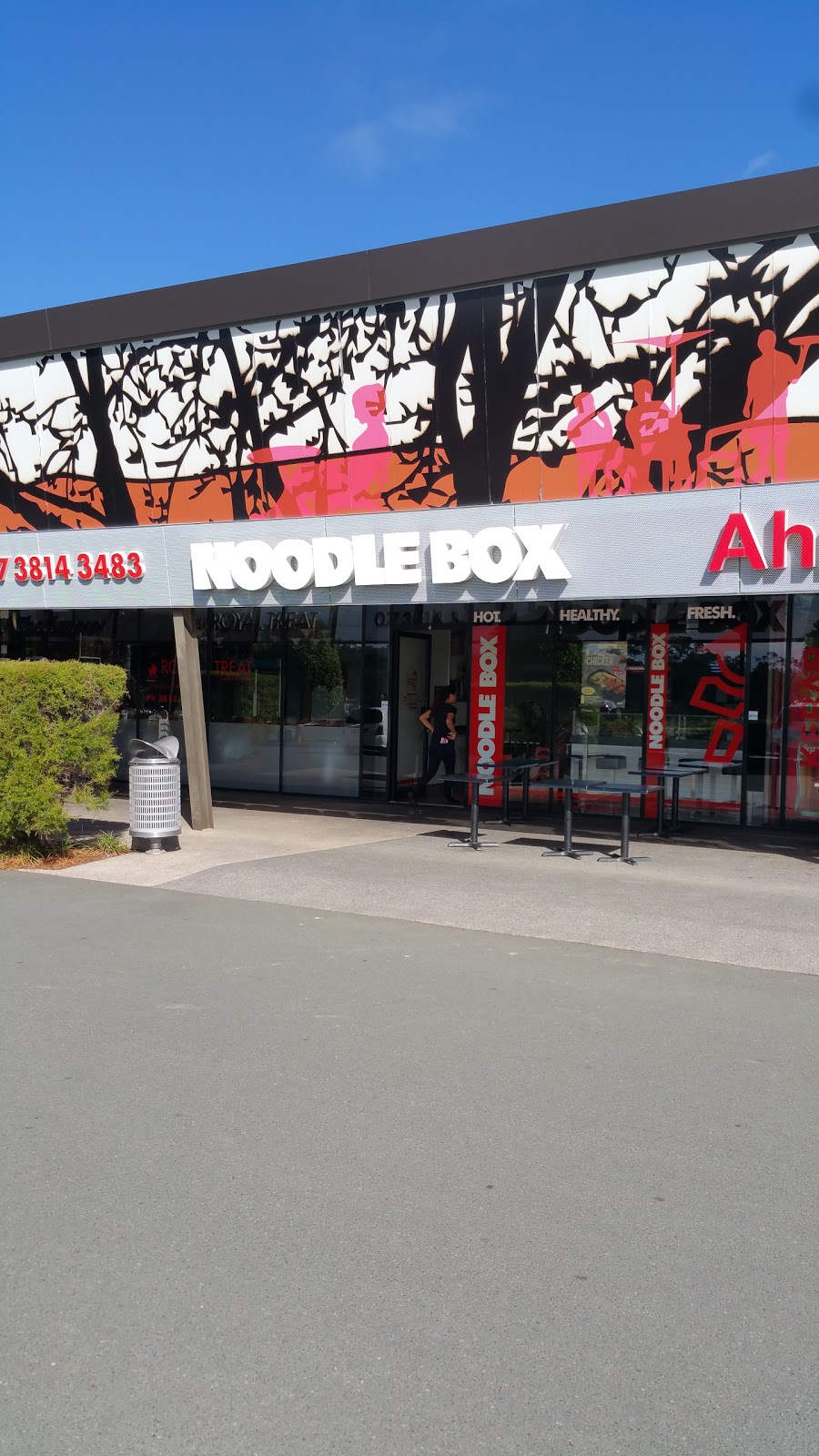 Noodle Box | restaurant | Augusta Pkwy &, Mount Juillerat Dr, Augustine Heights QLD 4300, Australia | 0738146009 OR +61 7 3814 6009