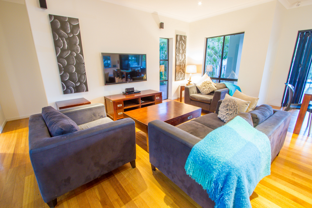 DONT PANIC HOLIDAY HOUSE | 30 Agnes St, Agnes Water QLD 4677, Australia | Phone: (07) 4974 9470