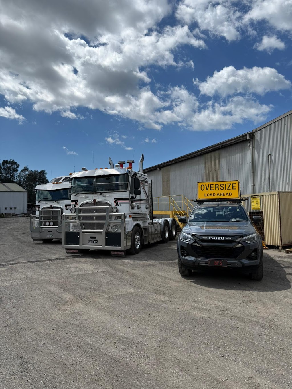 Brindle Freight Services | 66 W Dapto Rd, Kembla Grange NSW 2526, Australia | Phone: (02) 4204 8480
