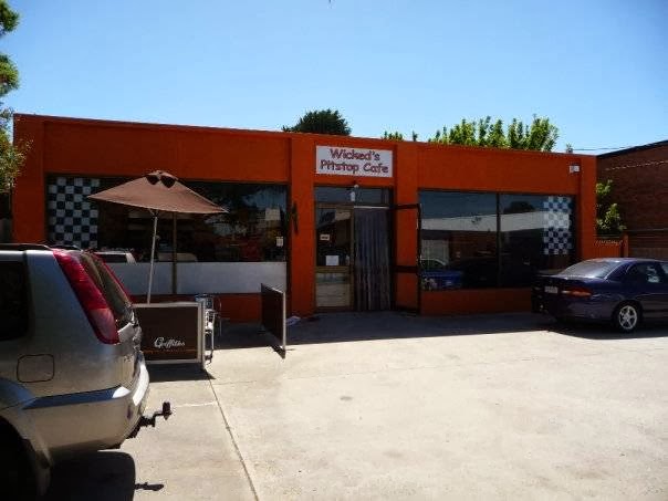 Wickeds Pitstop Cafe | 1 Dissik St, Cheltenham VIC 3192, Australia | Phone: (03) 9553 2137