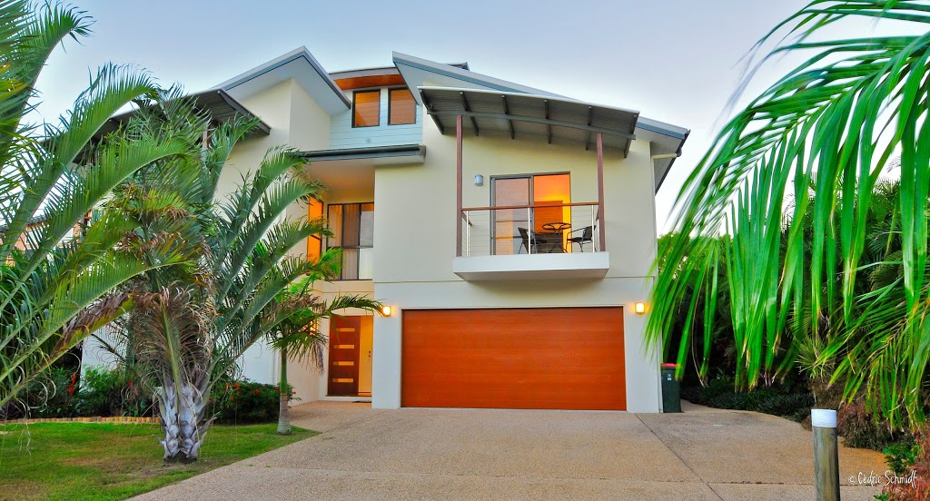 BEACHSIDE ENDEAVOUR CHALET HOLIDAY HOME | Beach House Estate, 29 Agnes St, Agnes Water QLD 4677, Australia | Phone: (07) 4974 9470