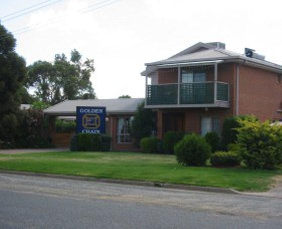 Tocumwal Bridge Motor Inn | lodging | 26 Bridge St, Tocumwal NSW 2714, Australia | 0358742674 OR +61 3 5874 2674