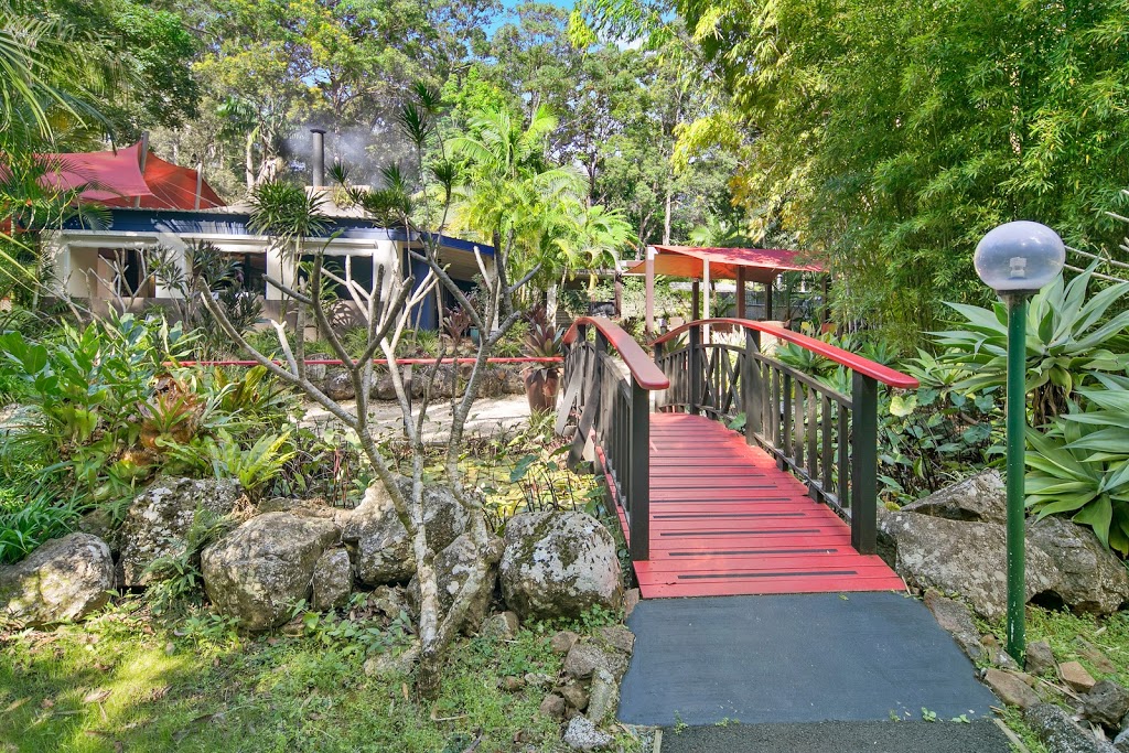 Songbirds Rainforest Retreat | Lot 10 Tamborine Mountain Rd, Tamborine Mountain QLD 4272, Australia | Phone: (07) 5545 2563