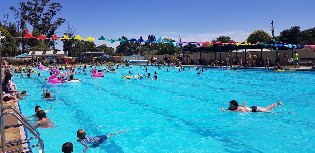Beaufort Swimming Pool |  | 13 Leichardt St, Beaufort VIC 3373, Australia | 0353492926 OR +61 3 5349 2926