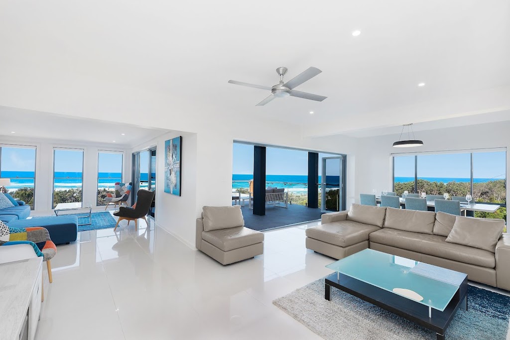 Drift Beach House - Port Macquarie | 62 Watonga St, Port Macquarie NSW 2444, Australia | Phone: 0403 737 303