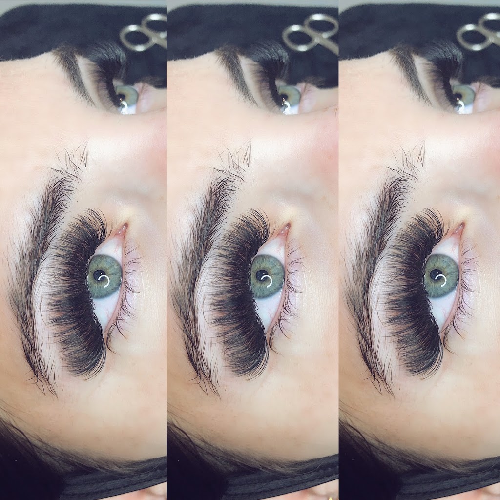 La Luxe Lashes | 42 Gamelin Cres, Stafford QLD 4053, Australia | Phone: 0413 205 570