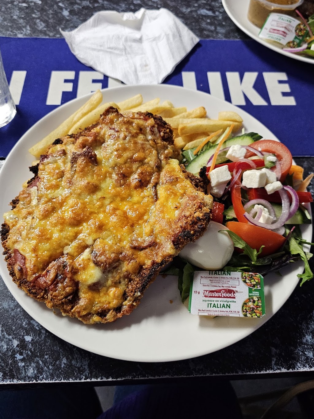 Royal Hotel Warialda | 51 Hope St, Warialda NSW 2402, Australia | Phone: (02) 6729 1444