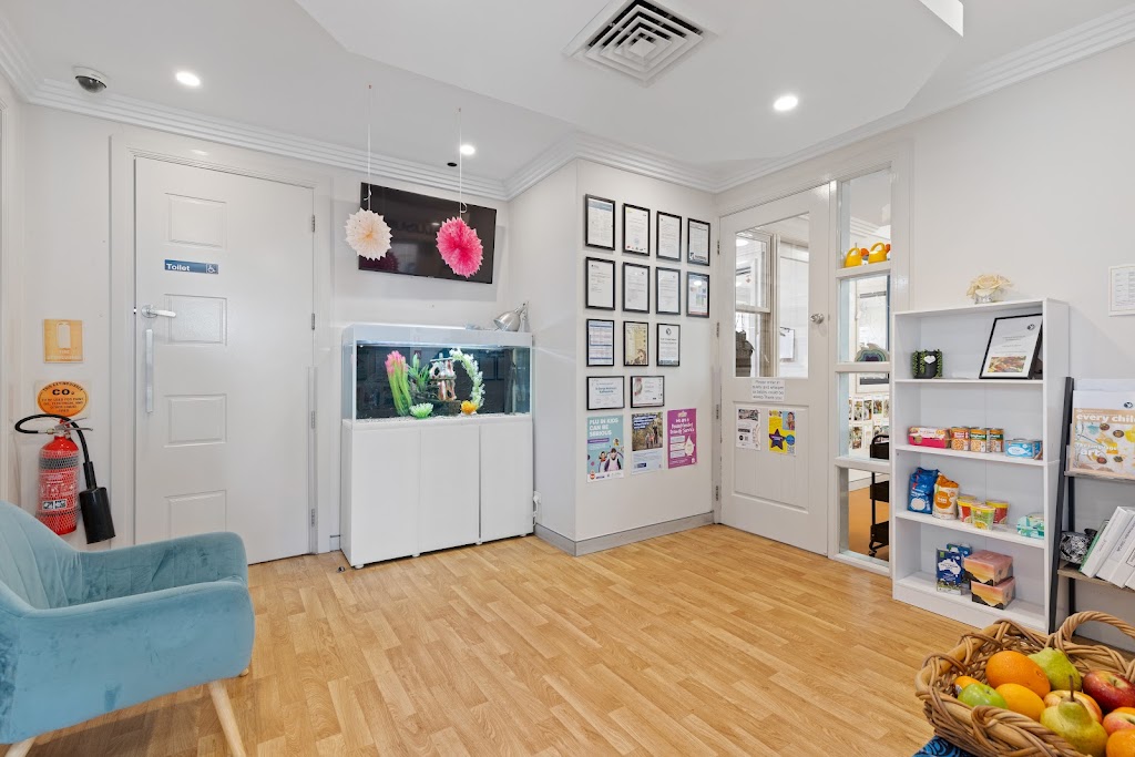 St George Montessori Hammondville | 13 Walder Rd, Hammondville NSW 2170, Australia | Phone: (02) 9731 2555