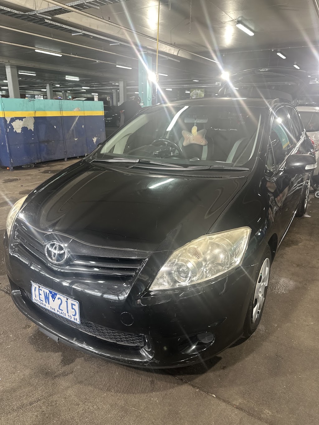 Silver Sponge, Hand Car Wash, Chirnside Park Shopping Centre | 239 Maroondah Hwy, Chirnside Park VIC 3116, Australia | Phone: 0452 345 959