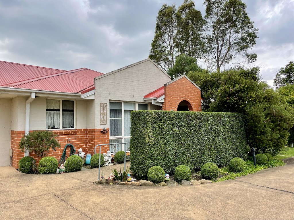 Golden Leaf Gardening | 13 Crane St, Springwood NSW 2777, Australia | Phone: 0401 666 303