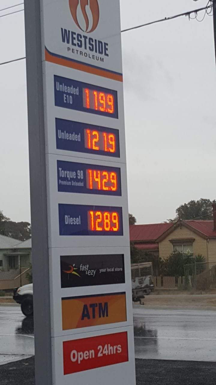 Westside Petroleum Sebastopol | gas station | 115 Albert St, Sebastopol VIC 3356, Australia | 0353356898 OR +61 3 5335 6898