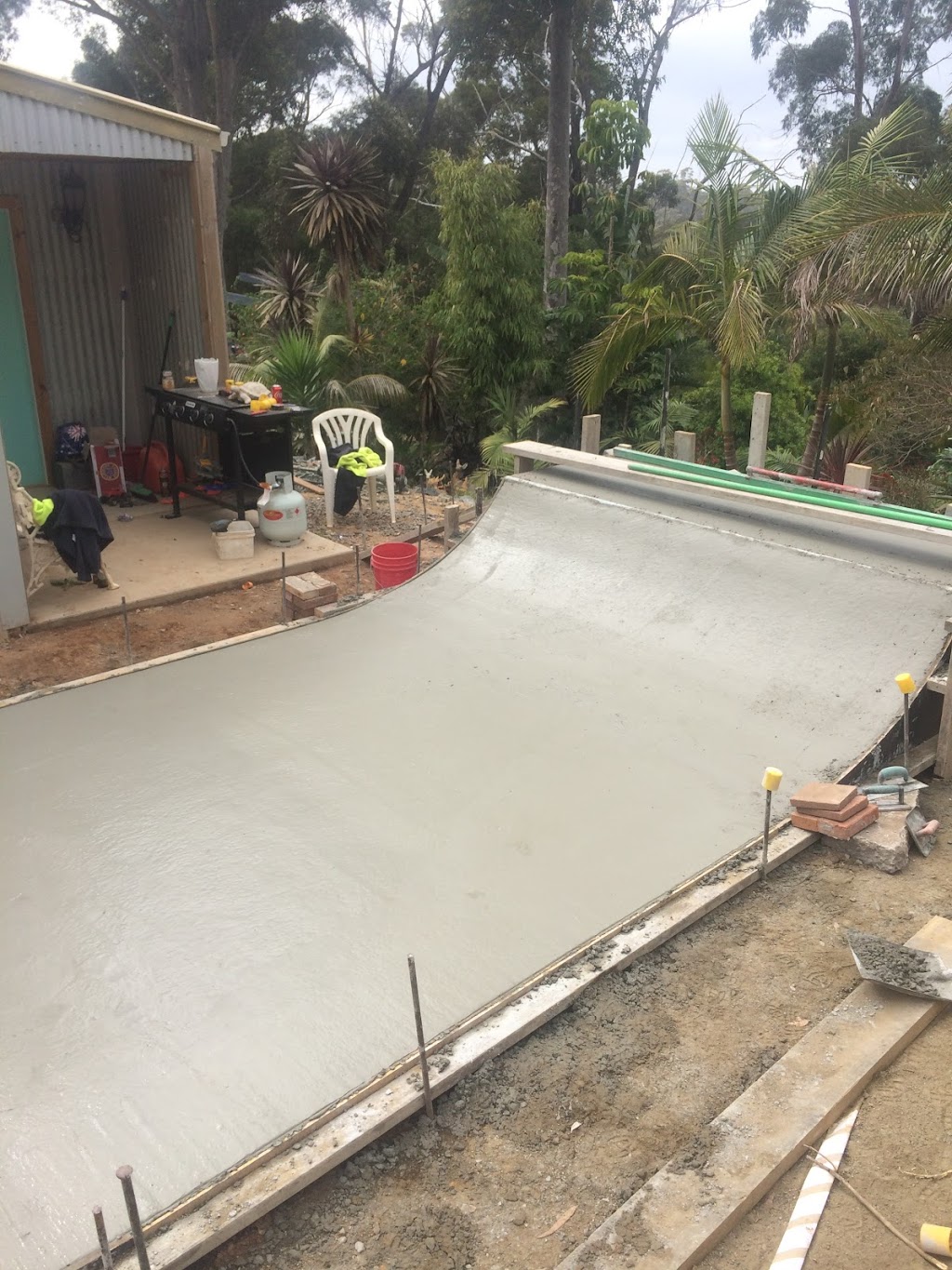 TJ Concreting Excavation | general contractor | 29 Christopher Cres, Batehaven NSW 2536, Australia | 0244723125 OR +61 2 4472 3125