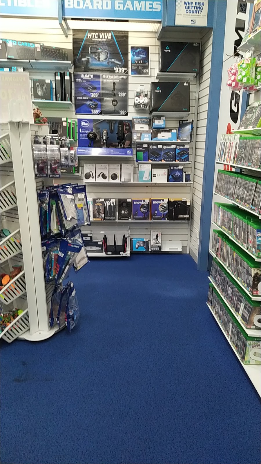 EB Games - Karingal Hub | store | Shop S010/330 Cranbourne Rd, Frankston VIC 3199, Australia | 0387908055 OR +61 3 8790 8055