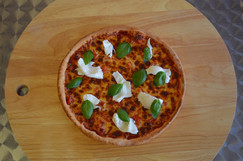 Giuseppes Pizza Mornington | meal delivery | 92 Wilsons Rd, Mornington VIC 3931, Australia | 0359772228 OR +61 3 5977 2228
