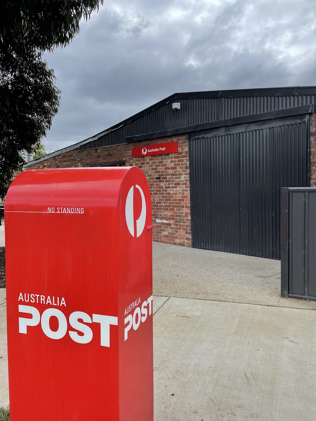Brown Hill LPO | 69 Water St, Brown Hill VIC 3350, Australia | Phone: 0482 064 005