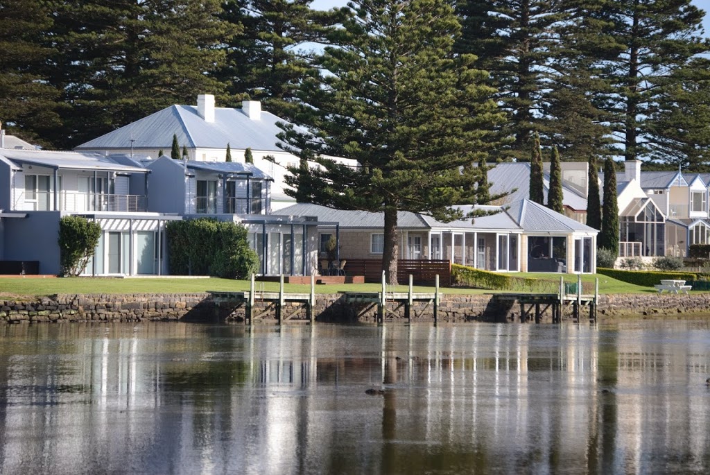 Douglas Riverside Port Fairy | lodging | 85 Gipps St, Port Fairy VIC 3284, Australia | 0450832792 OR +61 450 832 792