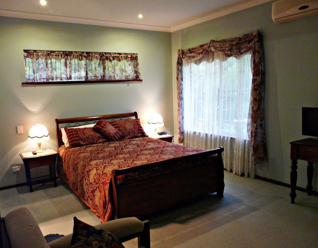 Country Charm Retreat B&B | 629 Hurst Rd, Argyle WA 6239, Australia | Phone: (08) 9731 2010