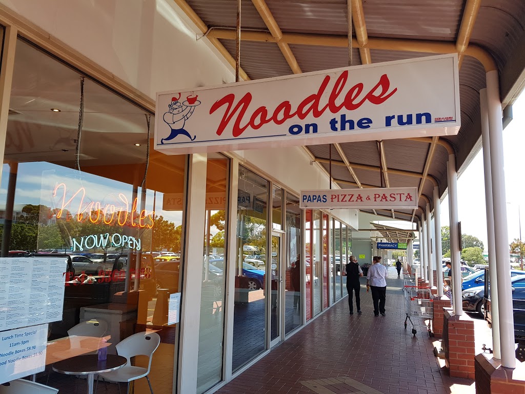 Noodles on the Run | restaurant | 1-23 Central Ave, Altona Meadows VIC 3028, Australia | 0393607688 OR +61 3 9360 7688