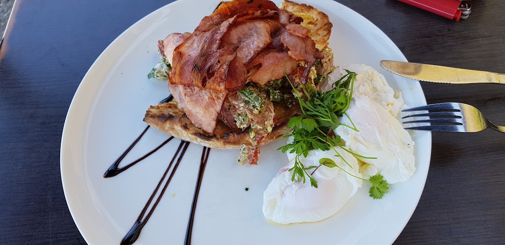 Cafe On Hedges | 3 Montana Rd, Mermaid Beach QLD 4218, Australia | Phone: (07) 5526 6848