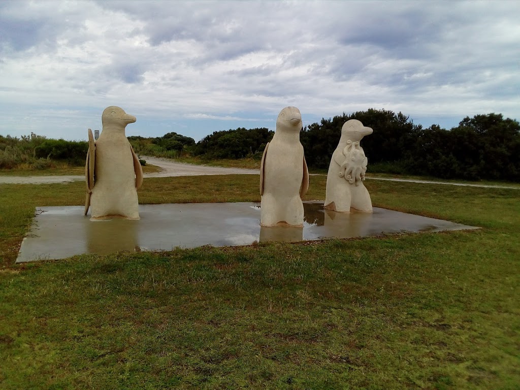 Port MacDonnell Foreshore Tourist Park | 12 Eight Mile Creek Rd, Port Macdonnell SA 5291, Australia | Phone: (08) 8738 2095