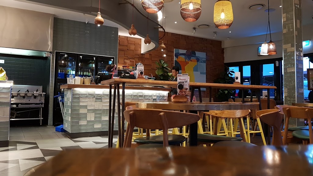 Photo by disowned01. Nandos | meal takeaway | 1/235 Musgrave St, Berserker QLD 4701, Australia | 1300626367 OR +61 1300 626 367