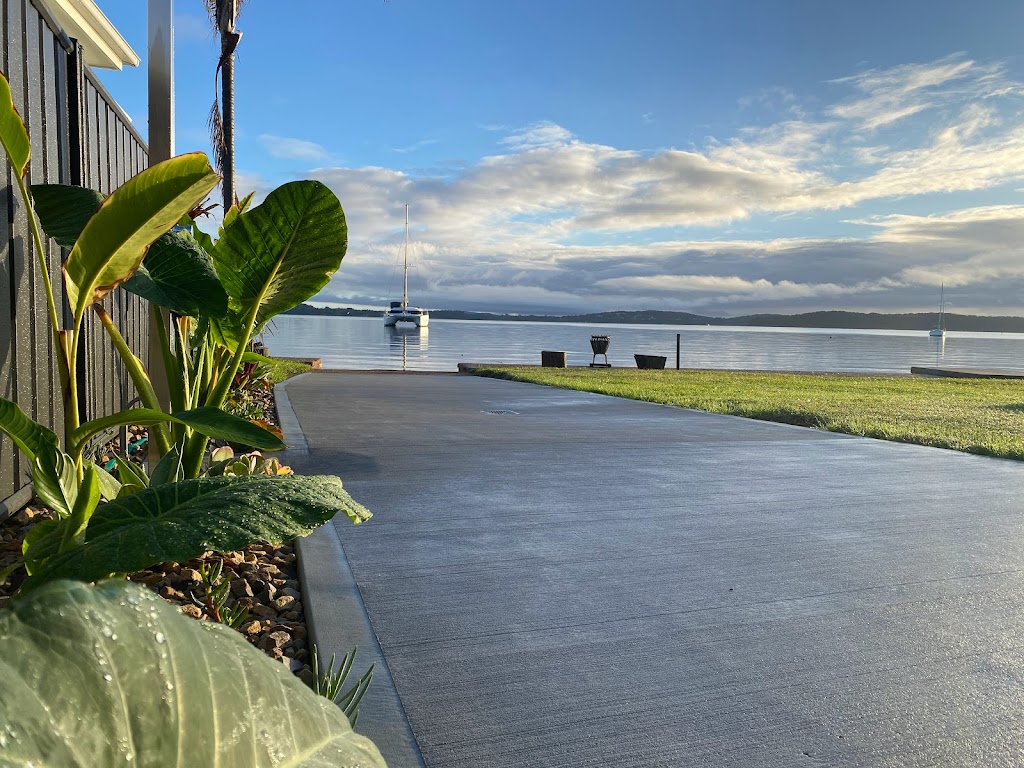 Lake Mac Adventures | 59 Beach Rd, Balcolyn NSW 2264, Australia | Phone: 0421 227 235