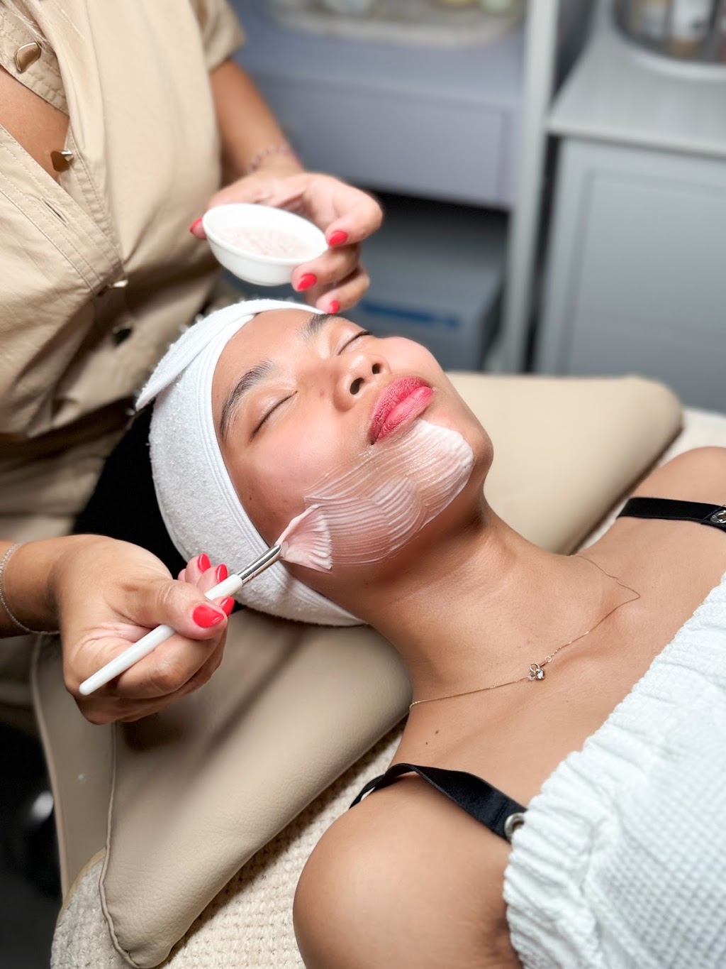 Mandala Skin by Claudia | Shop 3A/36-38 Southsea Terrace, Macleay Island QLD 4184, Australia | Phone: 0468 902 888