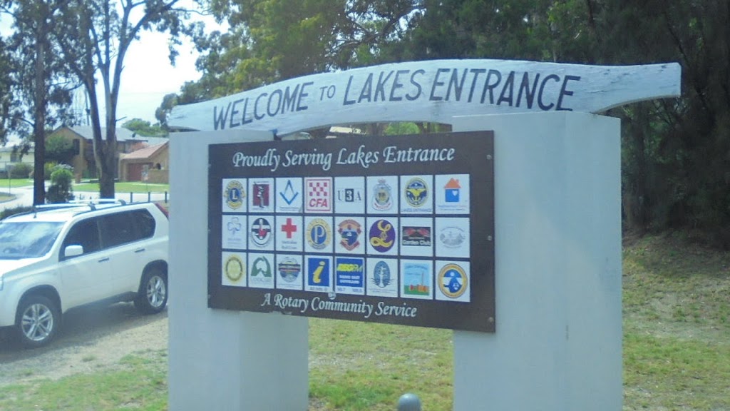 Lakes Entrance Airport | 2772 Princes Hwy, Kalimna West VIC 3909, Australia