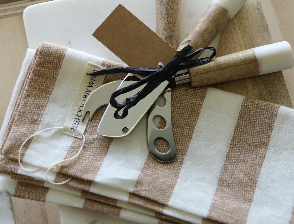 Home with Henry Interiors | 76 Greenwell Point Rd, Greenwell Point NSW 2540, Australia | Phone: 0434 101 833