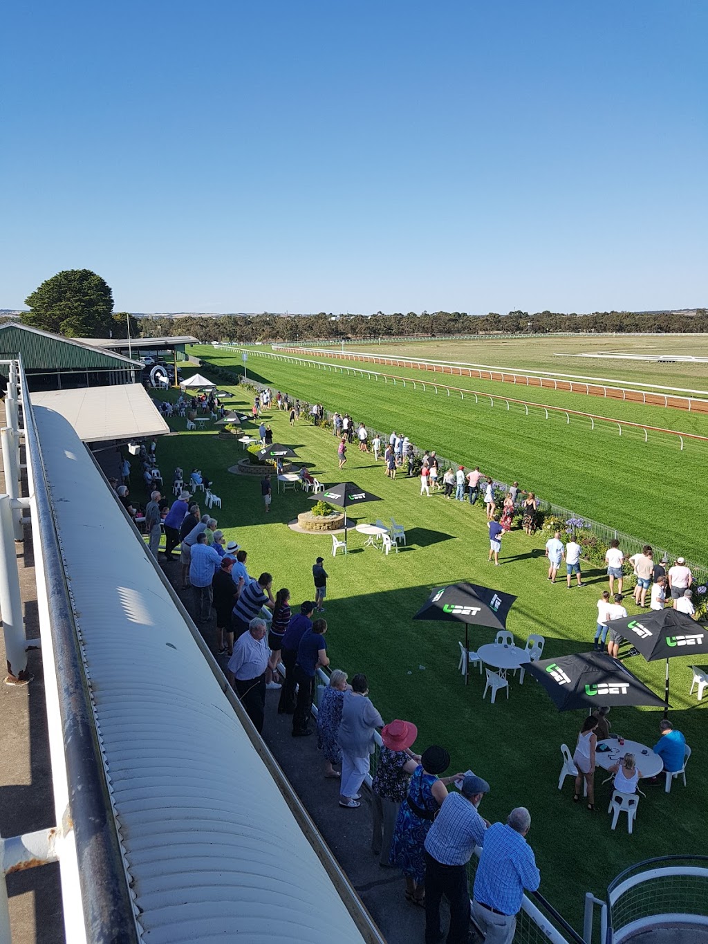 Strathalbyn Jockey Club | Strathalbyn SA 5255, Australia | Phone: (08) 8536 2248