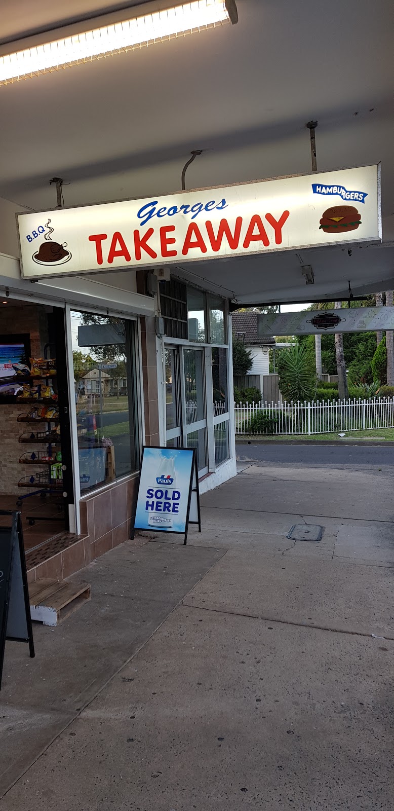 Georges Takeaway Blacktown | 10 Ash St, Blacktown NSW 2148, Australia | Phone: (02) 9831 7436