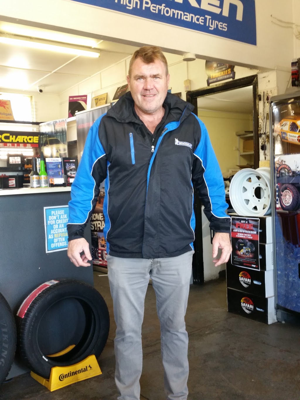 Teasdale Tyres | car repair | 32 Cessnock Rd, Weston NSW 2326, Australia | 0249371596 OR +61 2 4937 1596