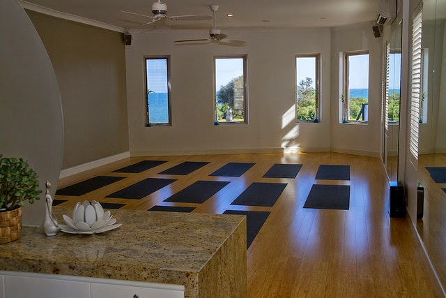 Elevate Yoga | gym | 615A Balcombe Rd, Black Rock VIC 3193, Australia | 0390053664 OR +61 3 9005 3664